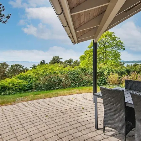 6 Person In Hébergement de vacances *