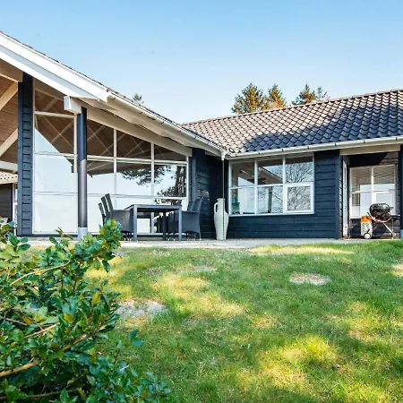 6 Person In Holiday home *