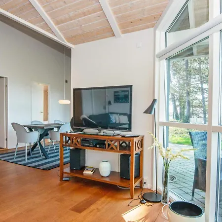 Holiday home 6 Person In Ebeltoft